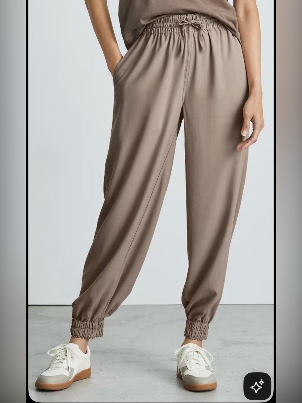 Everlane washable silk jogger